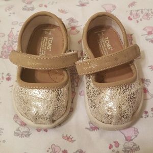 Toddler toms